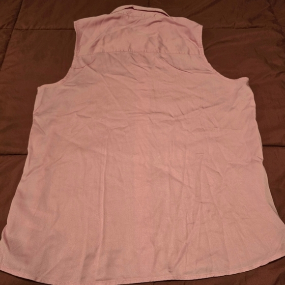 Coastal Comfort Women's Lilac Chiffon Pink Collared Tank Top NWT Size Small - Picture 4 of 5